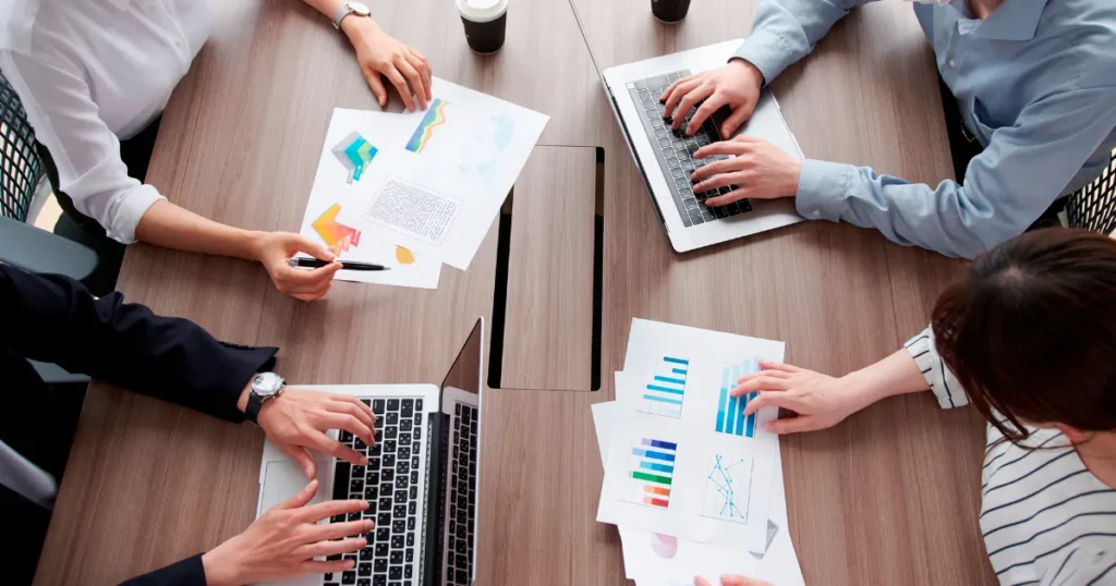 受託開発 営業代行 成功事例　情報収集　リサーチ　資料