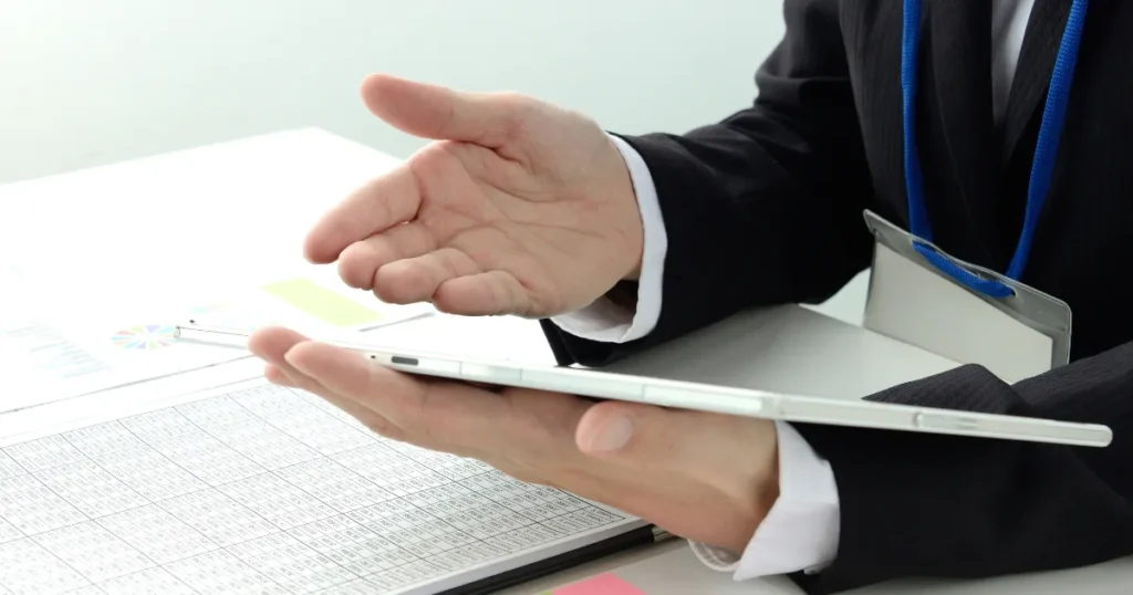 受託開発　営業代行　アースリンク　インサイドセールス　IT営業　CRM　営業支援