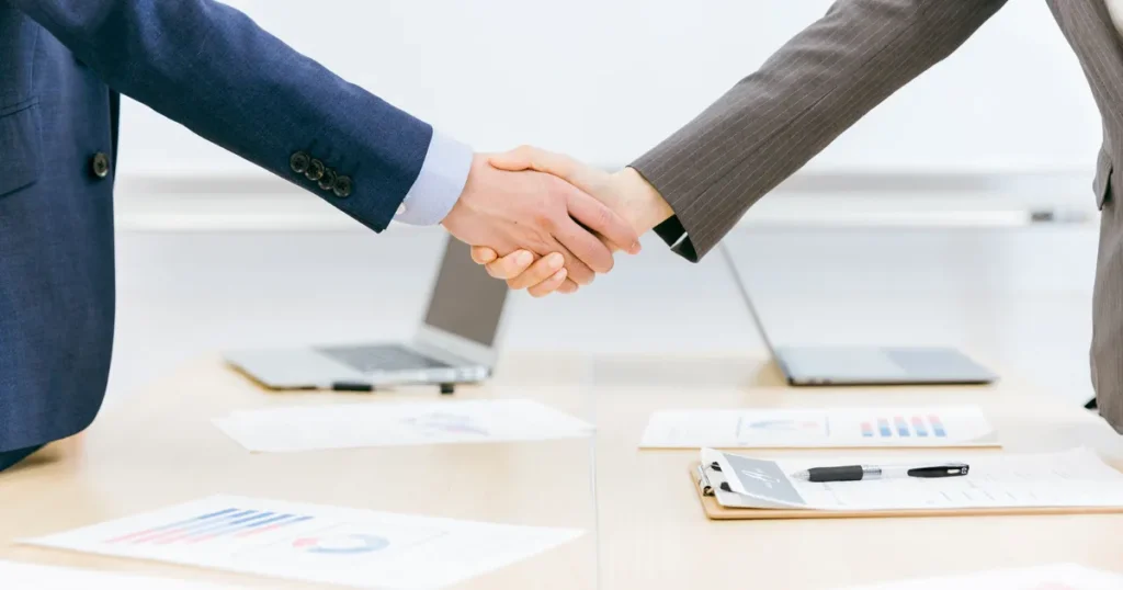 受託開発 営業代行　料金体系　固定報酬　成果報酬　契約