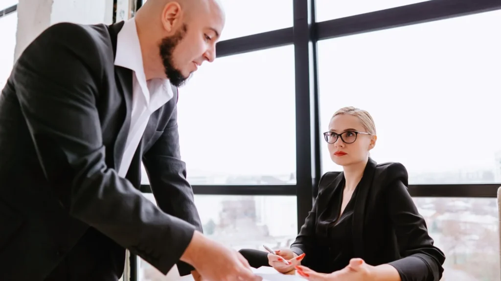 広告業界　営業代行
