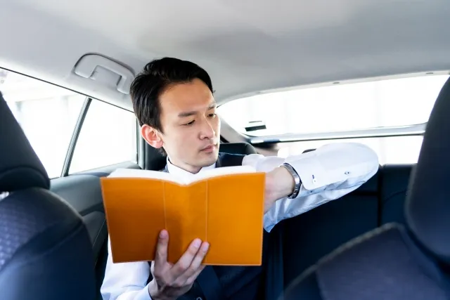 保険業界　営業代行